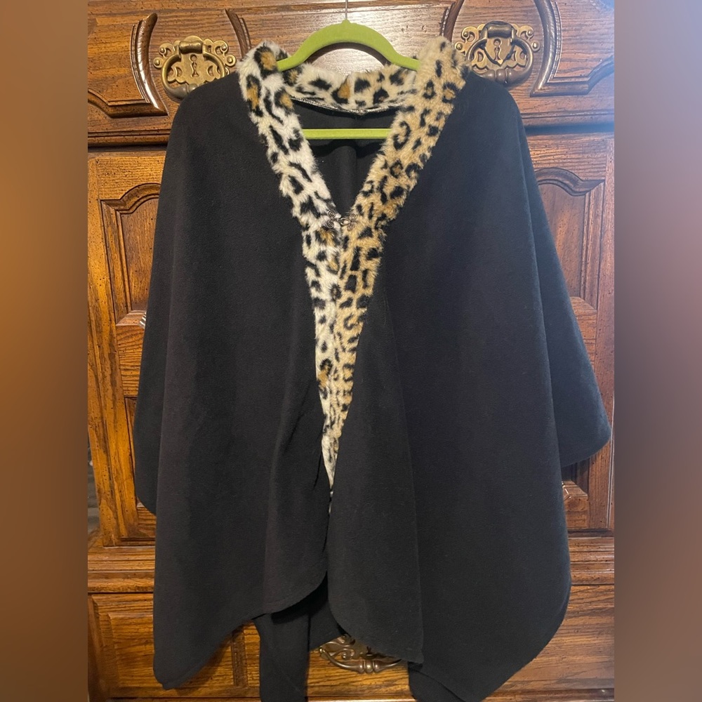 One size sweater poncho leopard trim